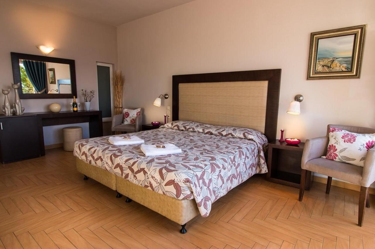 Thalassa Hotel & Spa Palairos ภายนอก รูปภาพ